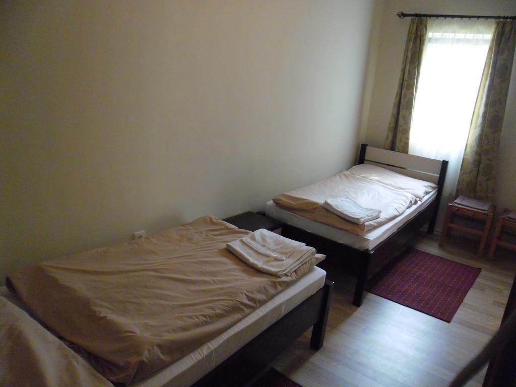 Hotel Family Balatonföldvár Cameră foto